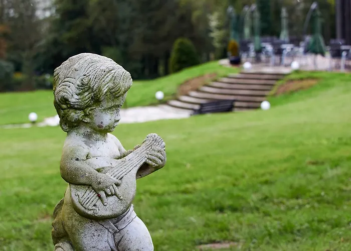 Silva Отель Услар